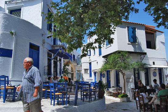 tinos1